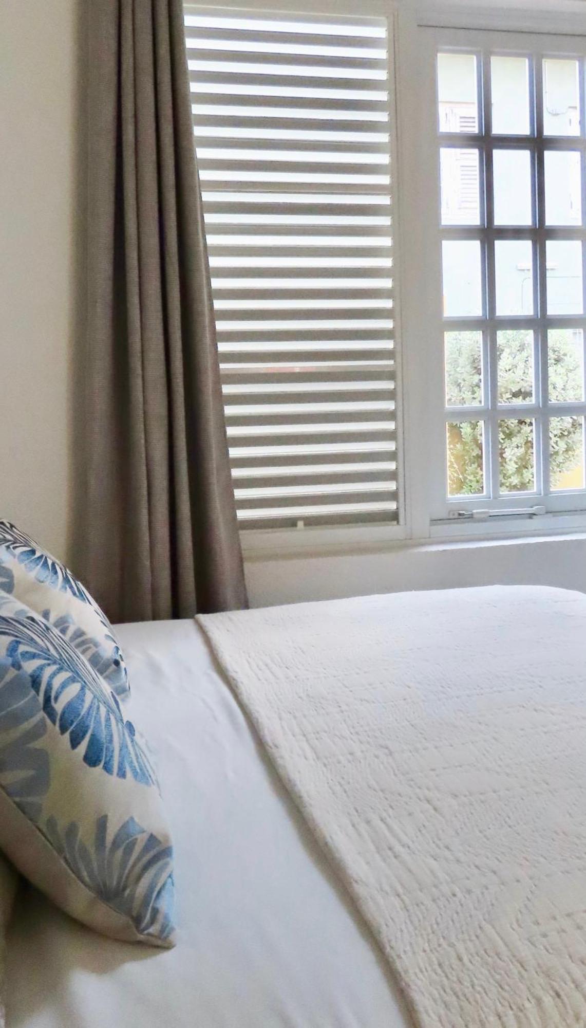Historic Building The Palm Backyard Studio-Apartment Willemstad, Curacao Feel Home Away From Home Ngoại thất bức ảnh